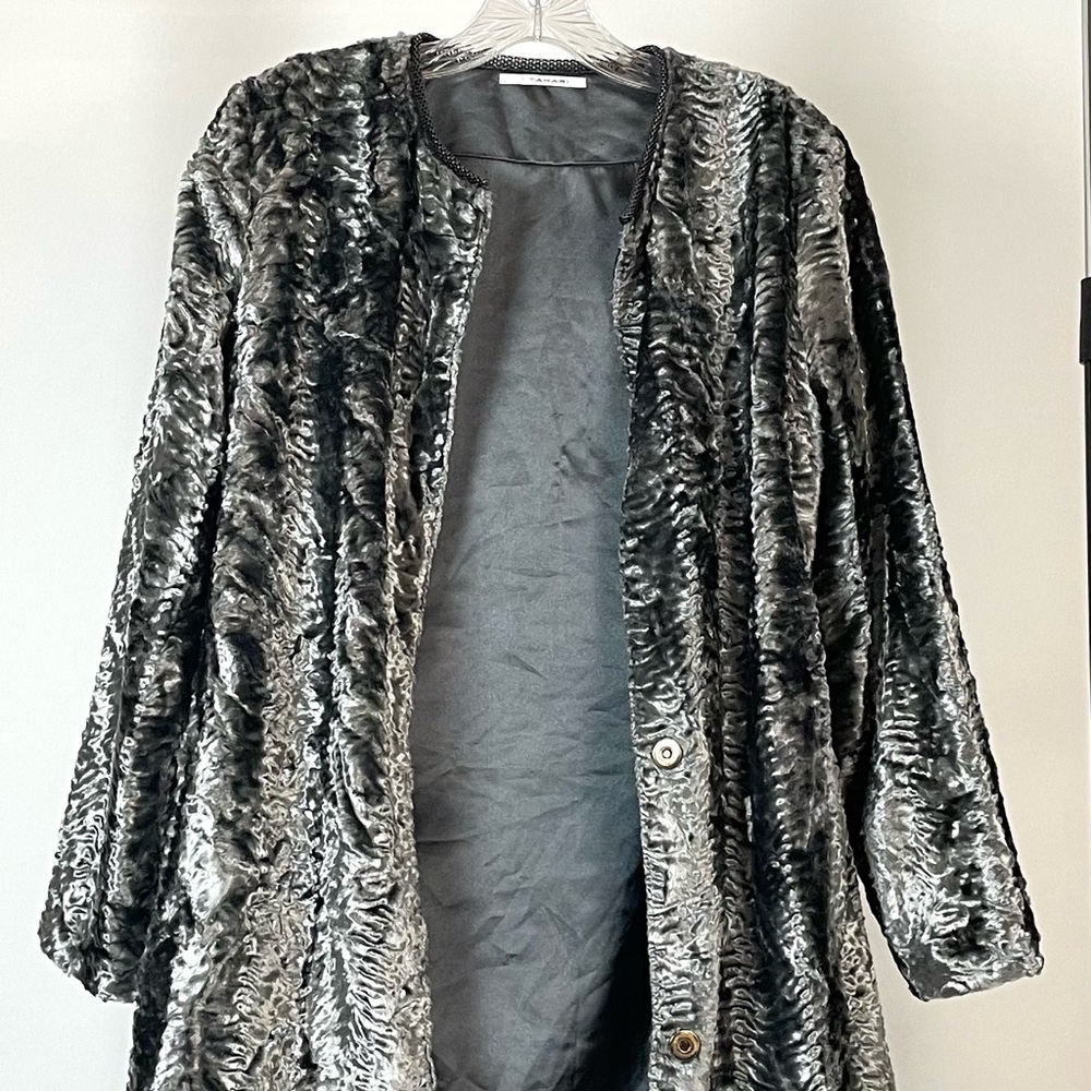 T. Tahari turquoise crushed velvet beaded button down mid calf coat. NWOT.